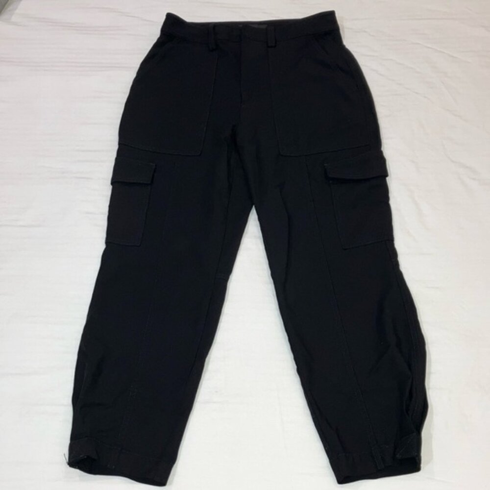 Banana Republic size 4 Black Cargo pants  with pleat at ankles